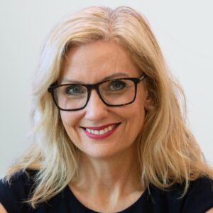 Dr Ros Baxter  